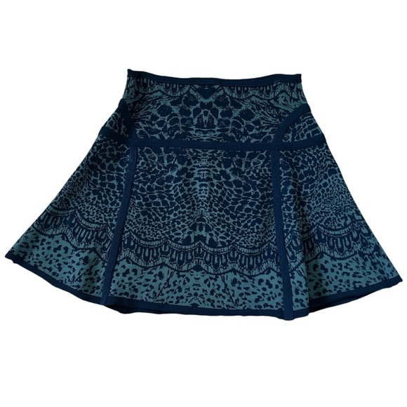 Diane Von Furstenberg Animal Print Jacquard Knit Green Black Flare Mini Skirt L - Picture 1 of 8